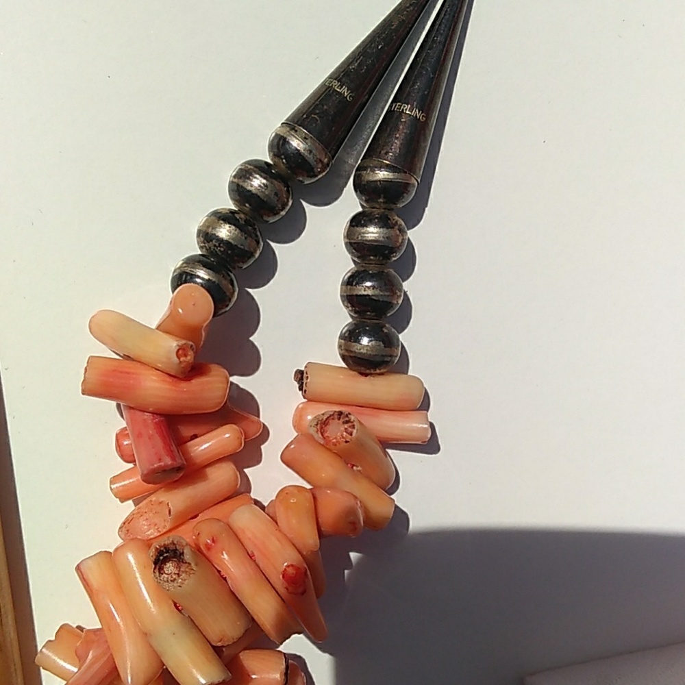 VINTAGE 372CTW! 925 Genuine Coral Branch Necklace - Picture 7 of 8